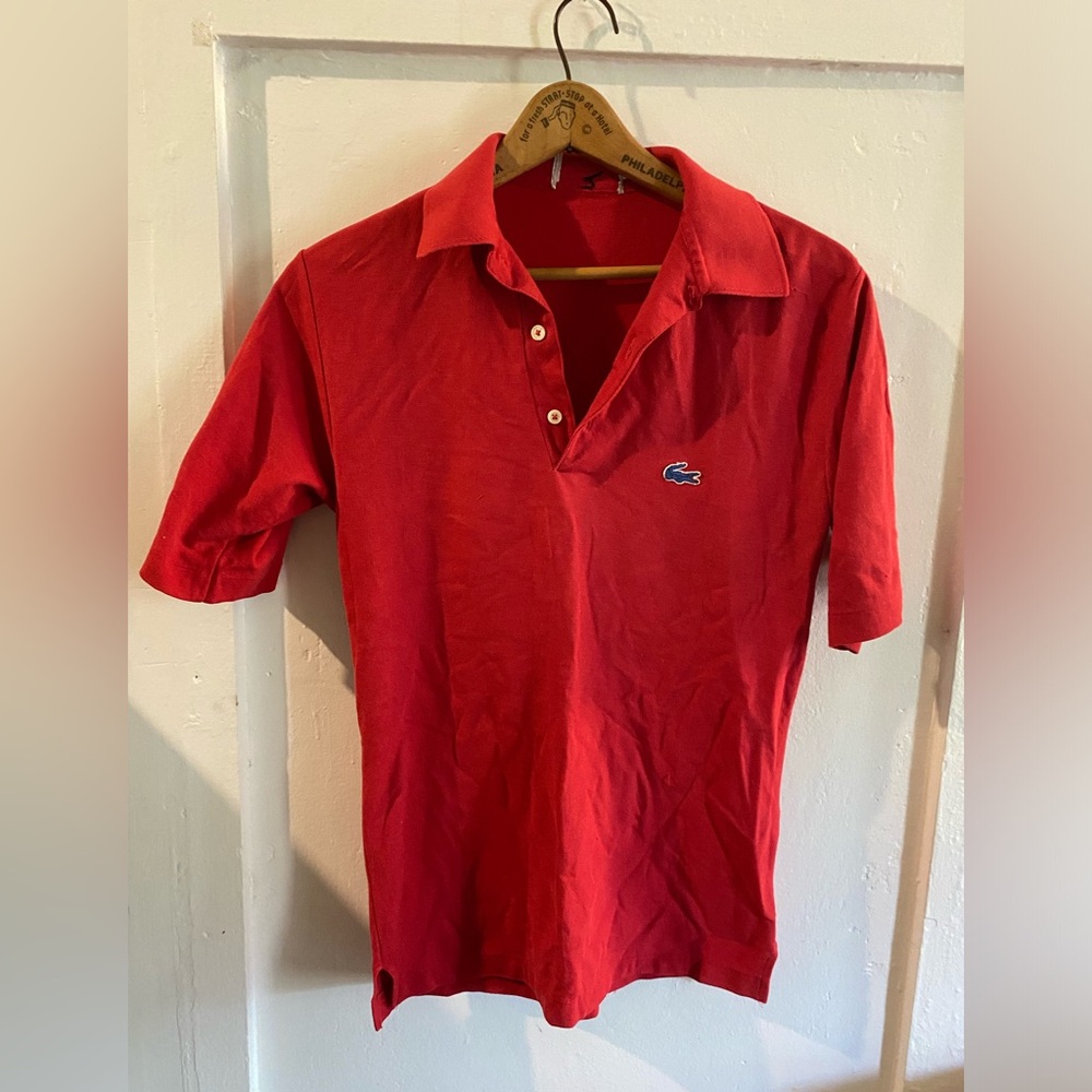 Vintage Lacoste / Izod red polo shirt size small- no tag alligator